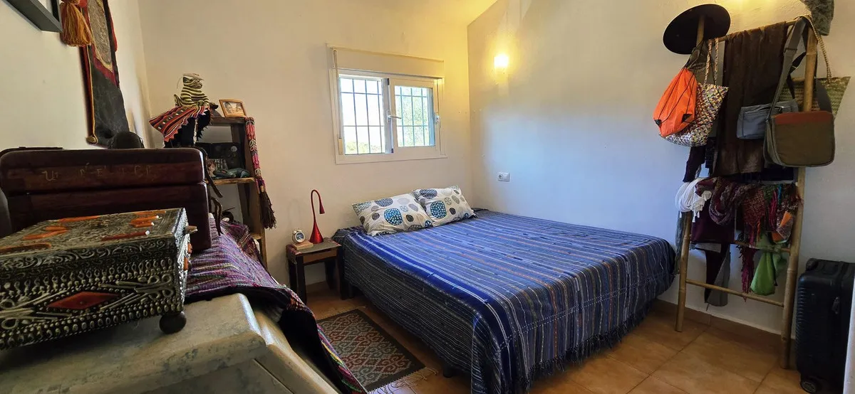 8ac1dc99-1d00-45aa-a265-eda9c859c6b2