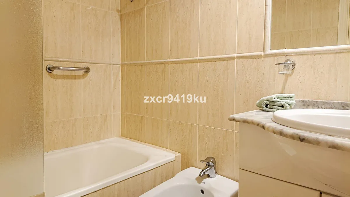 936f36b0-9dc4-41d2-b851-151eddcb6d23