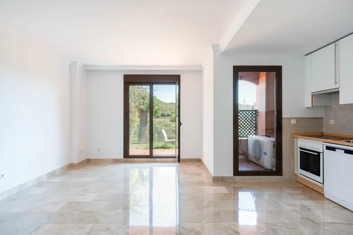 3c9b0be4-04c7-4efa-ad74-fbf19f5b28d7