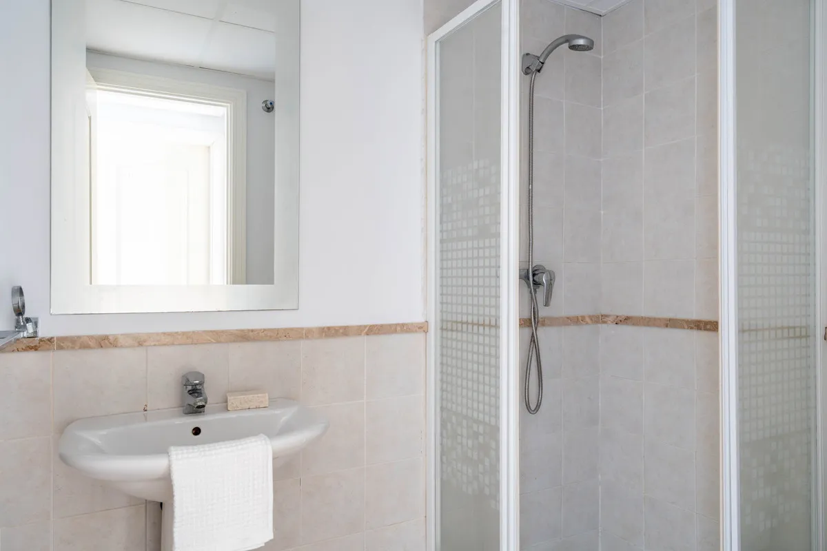 deb52eff-bc9d-4a81-9a3c-8f9294af1889