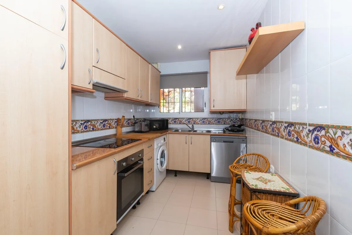 a1441220-aa5c-4651-a44a-6af1af8c8a8e