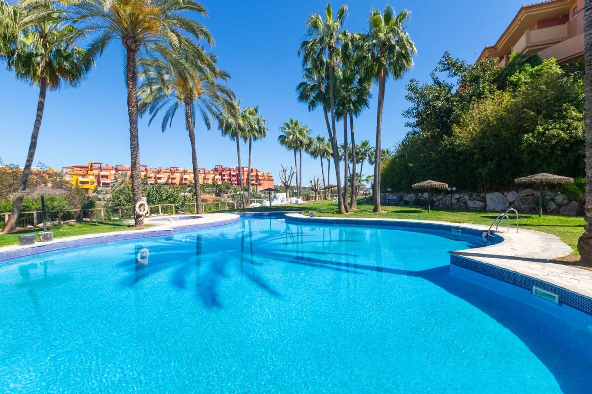 e411e117-2f7b-4c16-b16e-ed17432e15e9