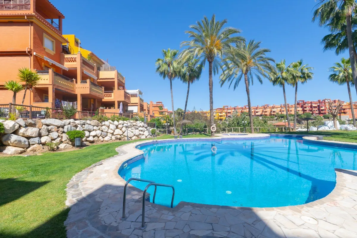 f3332629-f17c-4252-b08c-cc6c79155eb7