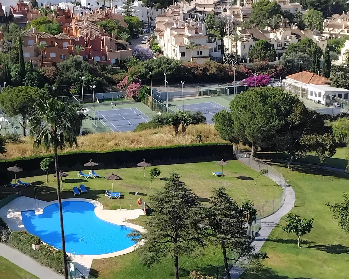 885aeb03-4917-408a-98f5-1646c98427f4