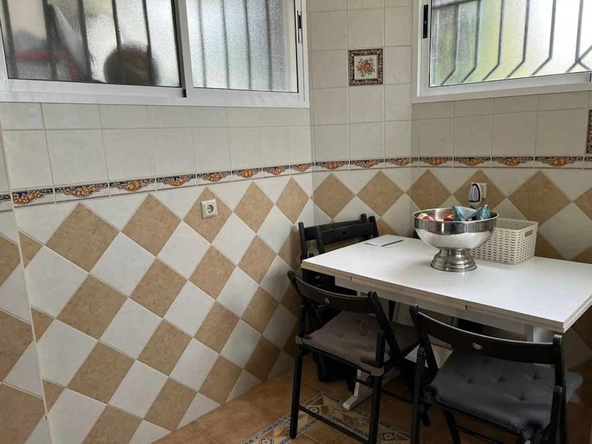 d82b7946-0a7f-40f4-b389-62c23c13bbb6