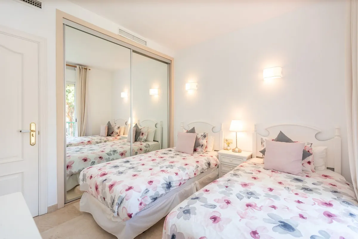 59896148-1a58-4875-a027-500b8a3963f4