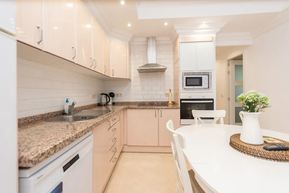 72436881-1cf3-4e52-9744-2f3a1fe5c67b