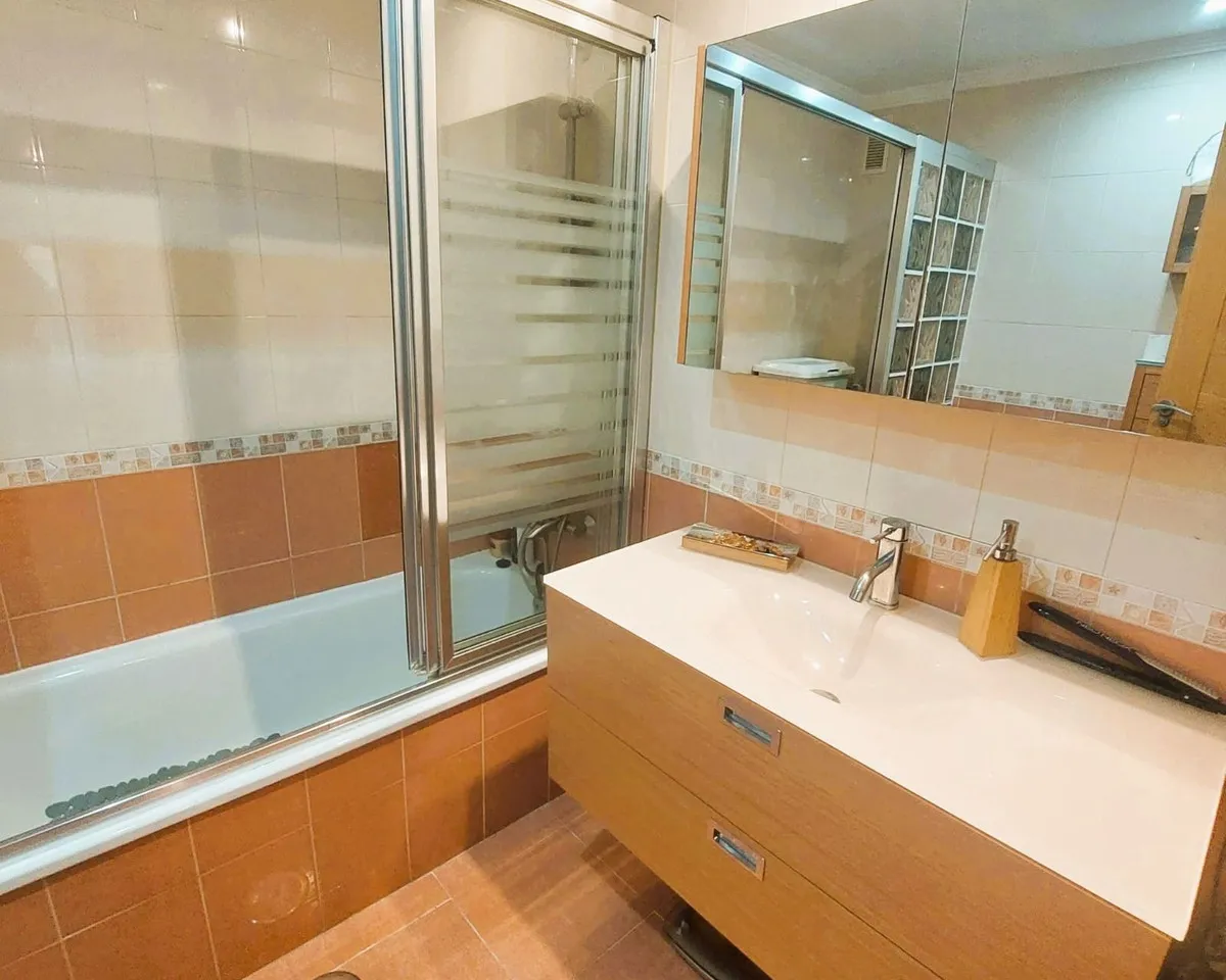 e4b3146d-61ca-4ef6-8d0d-cb7406b1a93e