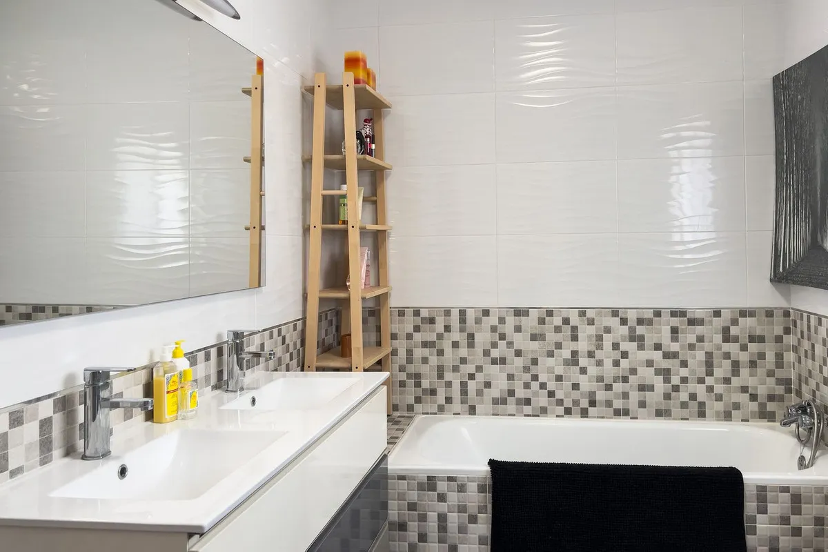 092bfef3-246c-45d4-90f1-fb8712d85155