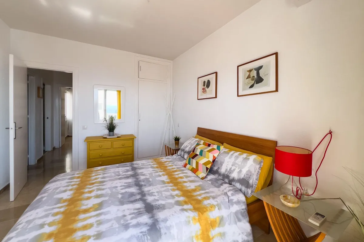 14dc2423-d253-4485-8f86-153838c3bb5e