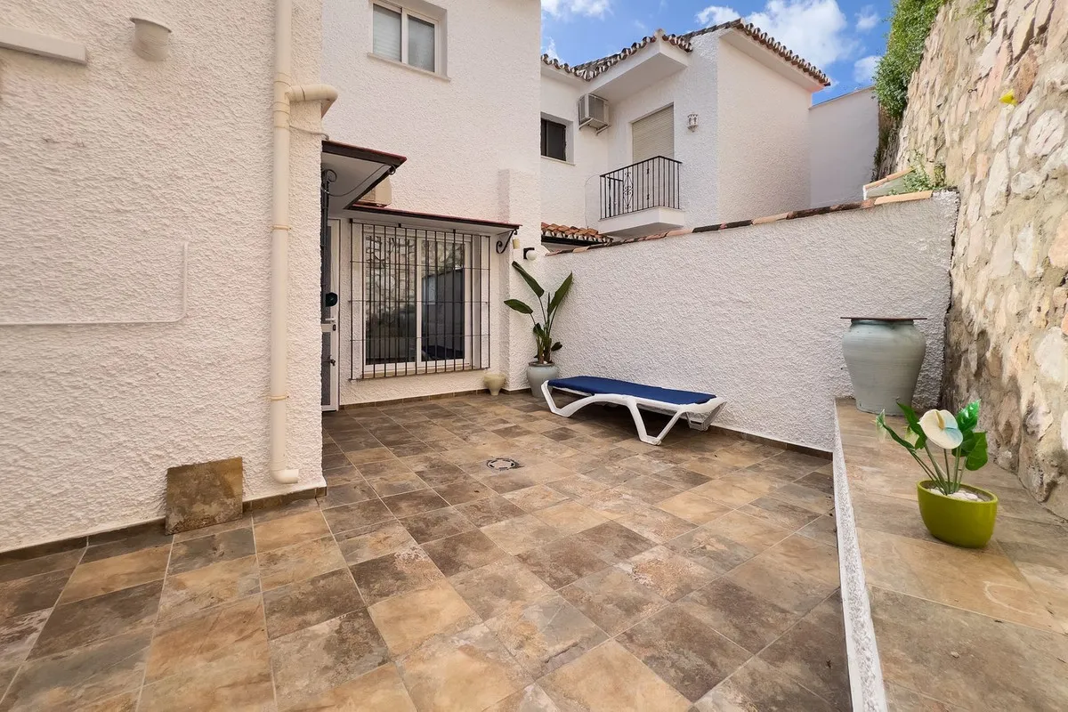 320b6a1c-b386-4801-84f6-cb6fca43f2c9