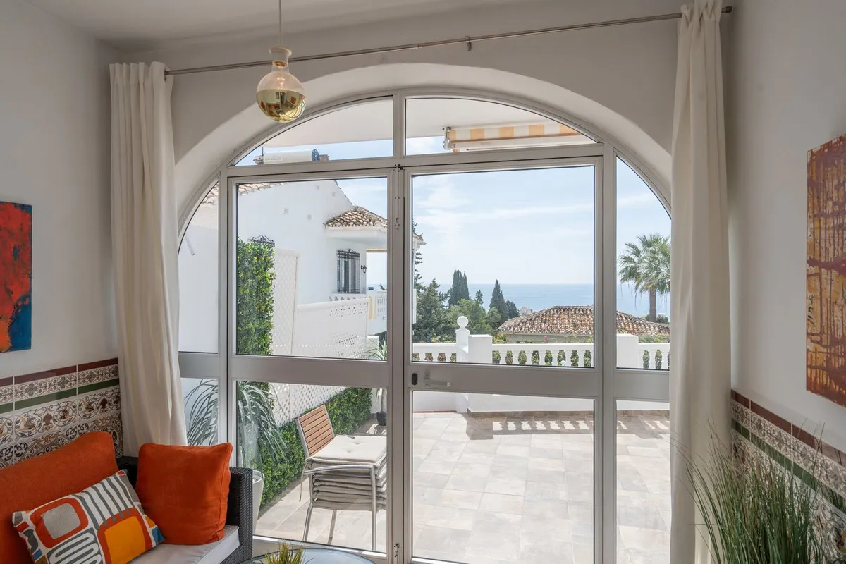 325da4b7-e561-4e91-aebe-10756f2acaa2