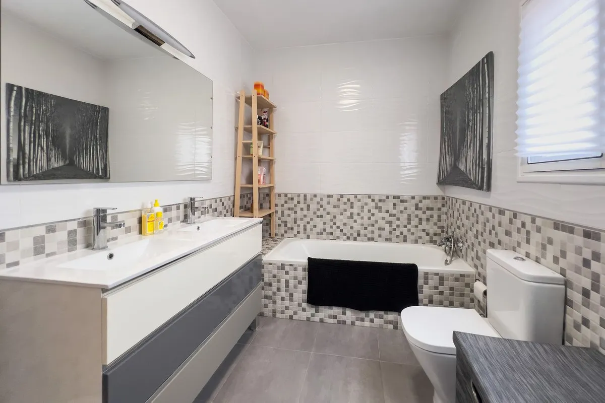 41a83638-6550-4c95-a13f-242ab4378b11