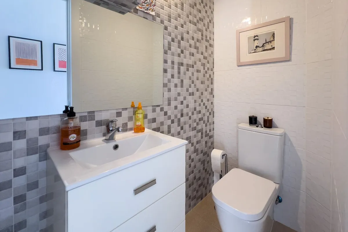 8c078ab2-3eae-44fa-a346-f93b15e6f521