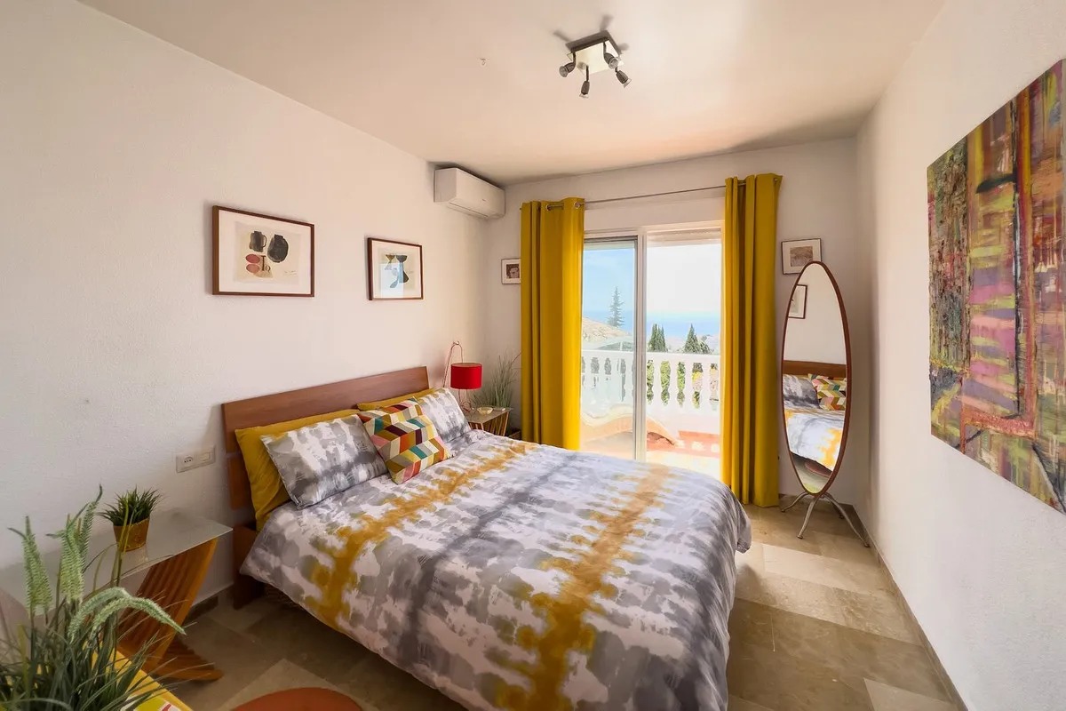 cfeaa68d-2408-4f2d-91e0-cb305ada6c7d