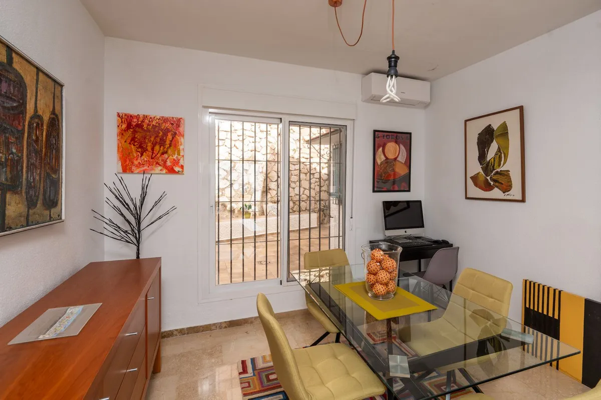 dbe289e3-a20c-4549-b856-f5b30256dfe3