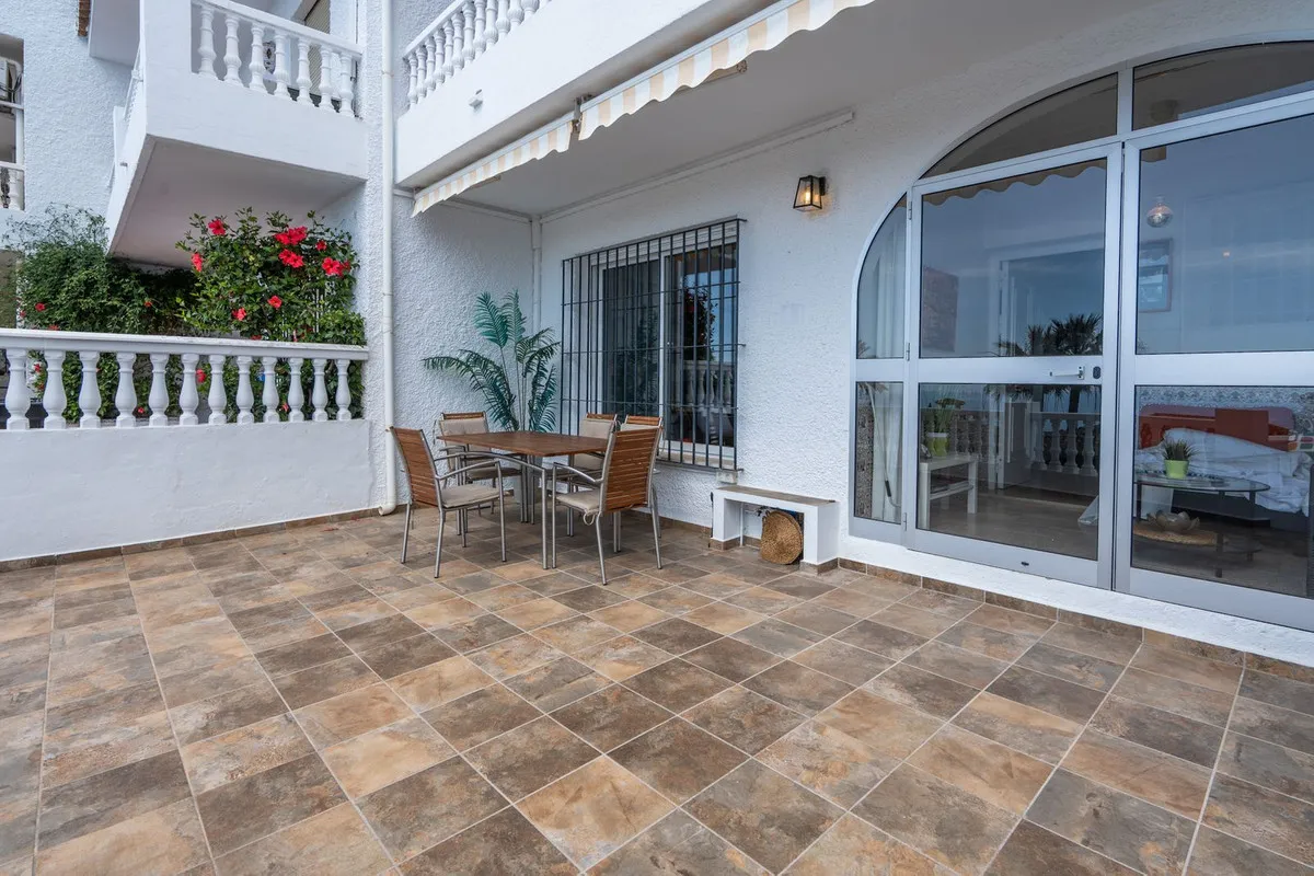 e6458080-d98d-4c30-9685-f5dc7bc1c50c