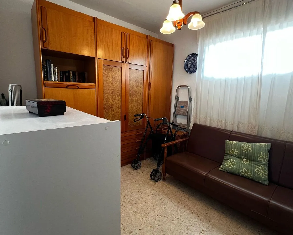 a86e5262-cef8-40b9-9c86-af1fee8f540d