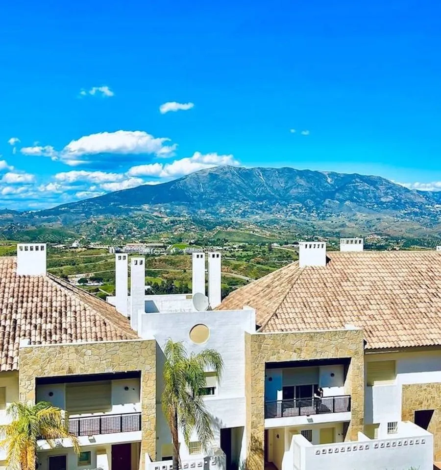 2cbb3ddd-21ae-4feb-80fe-11170f3af274