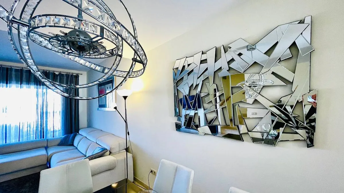 3b286477-dc5d-42c3-88e9-25572d85ee37