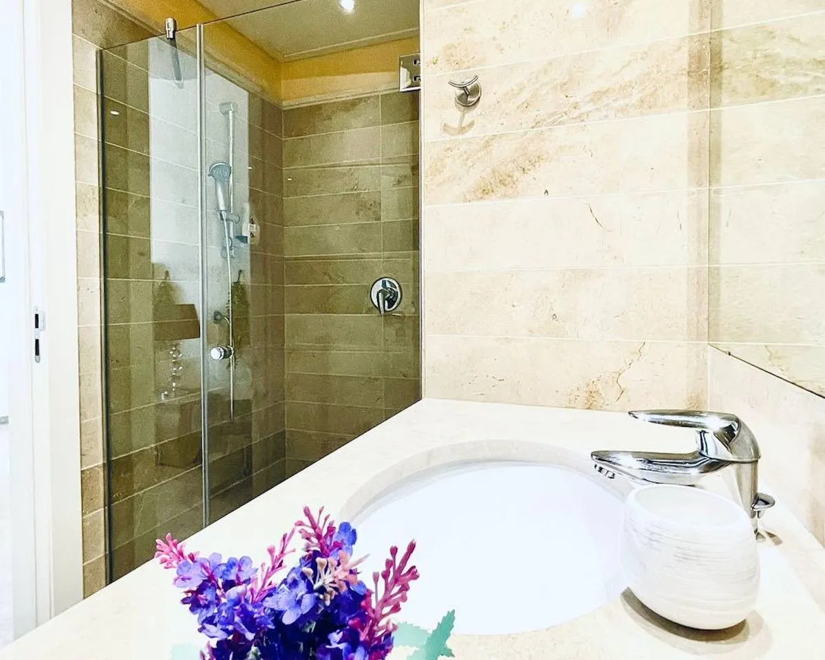 5f14962d-113b-4fee-8e8b-a2c58a7447a6