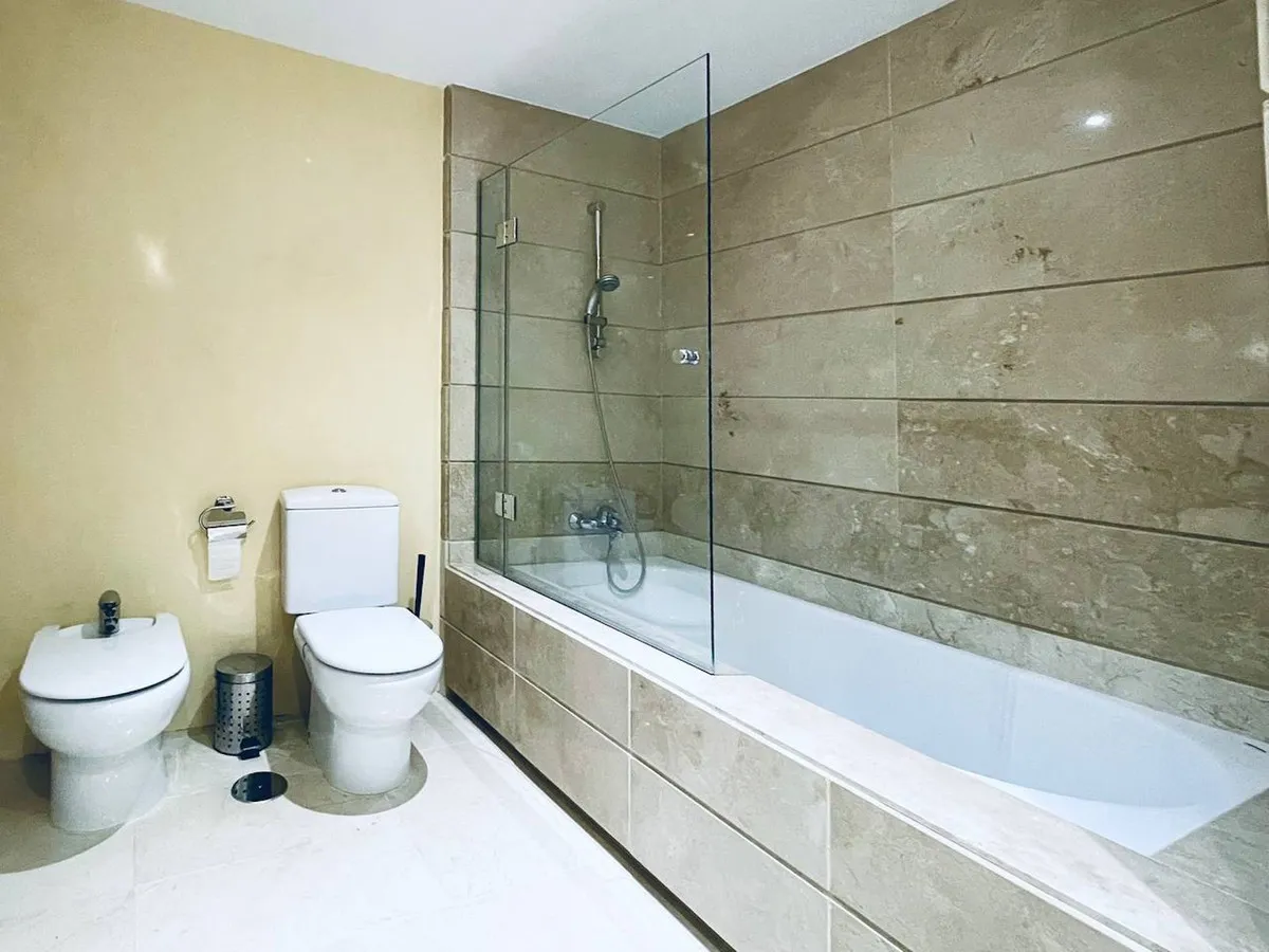 b4c812f6-1a45-4014-9df1-b409aa905e41