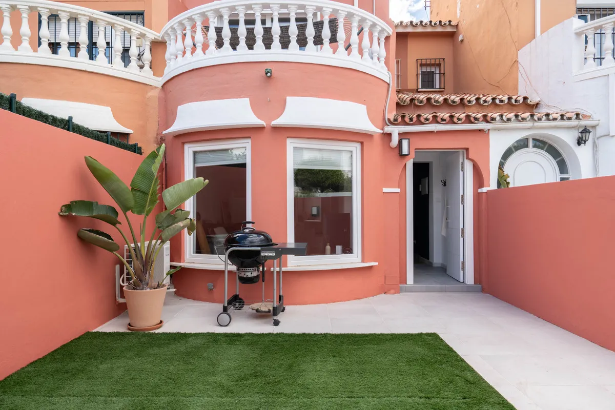 5fd9d5f6-6b95-41df-8fbb-0cb7c4269e76