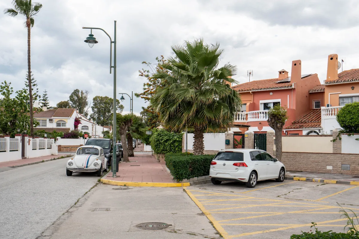 9f1c47c1-b6e9-4119-ac2d-2ec5fd0f6439