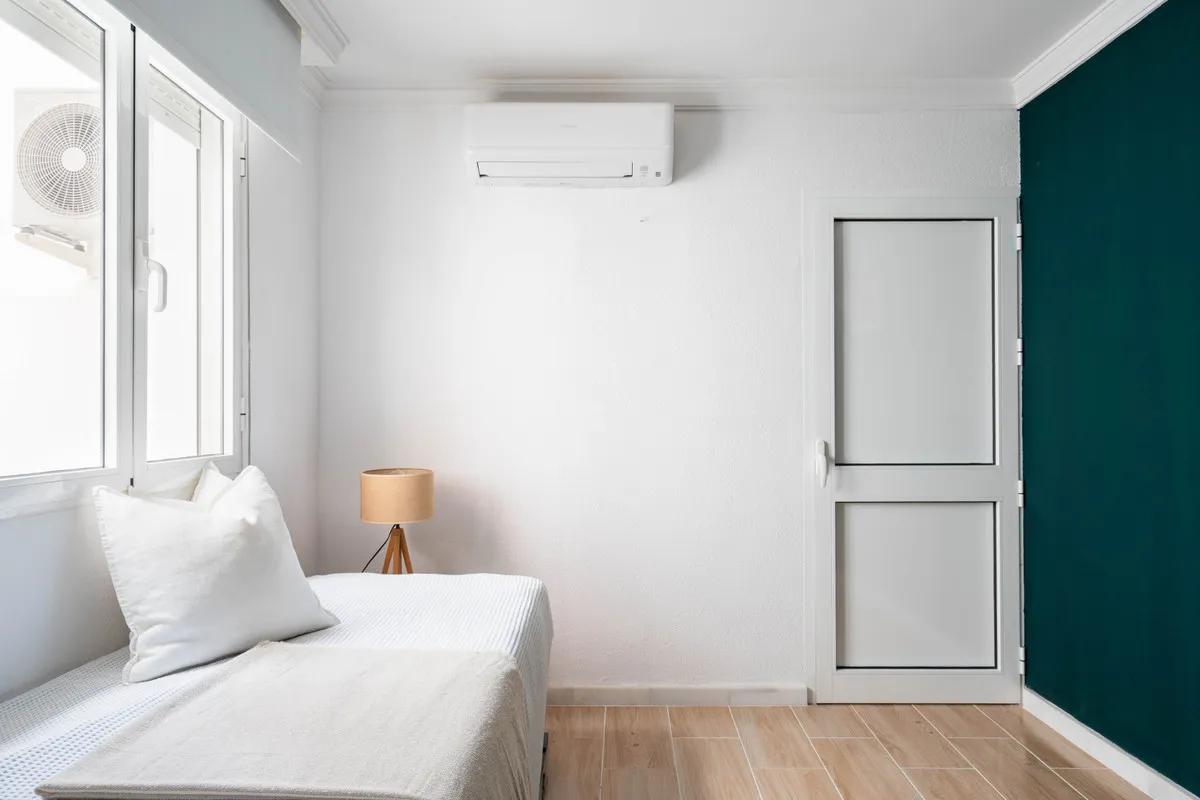 a3e4415e-5ddb-4750-900d-c0d4e73ad1c1