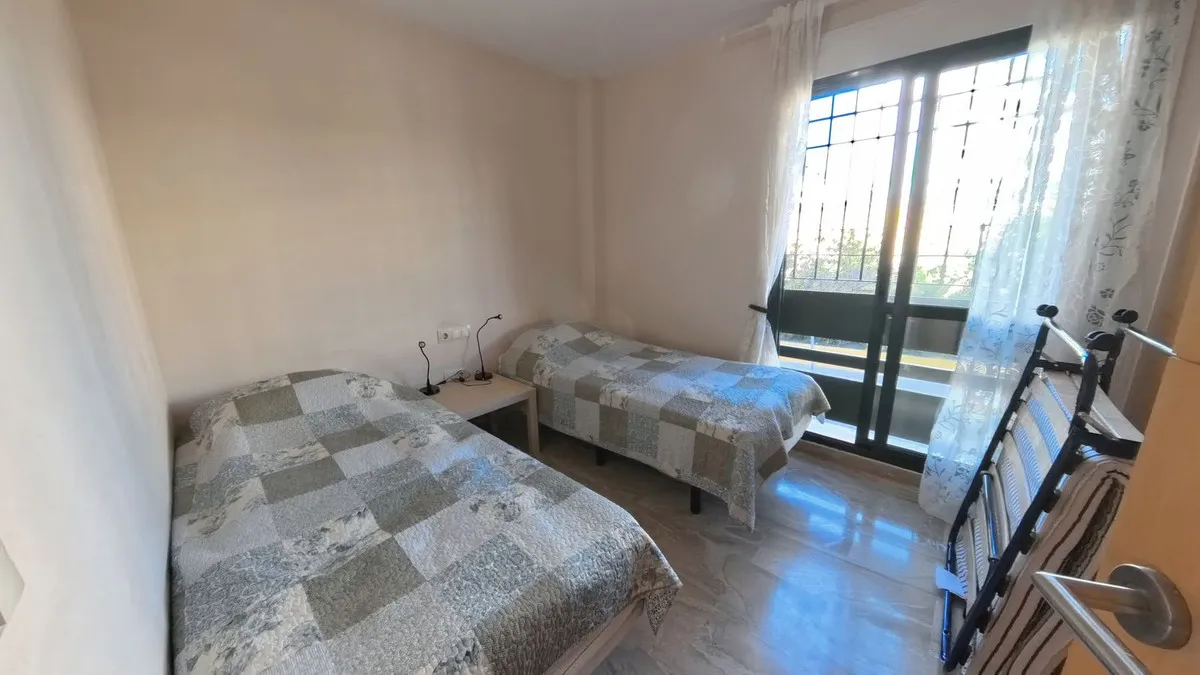 2a5794f3-37ff-419f-b1f4-afc37741ffca