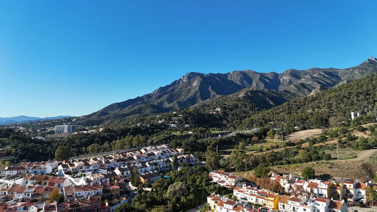 7f99a737-4551-44a2-a05f-ad52f8ce84fb