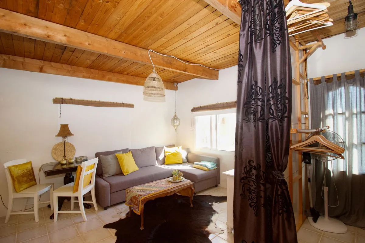 0373c49a-0b50-461b-8d42-f66898860d9b