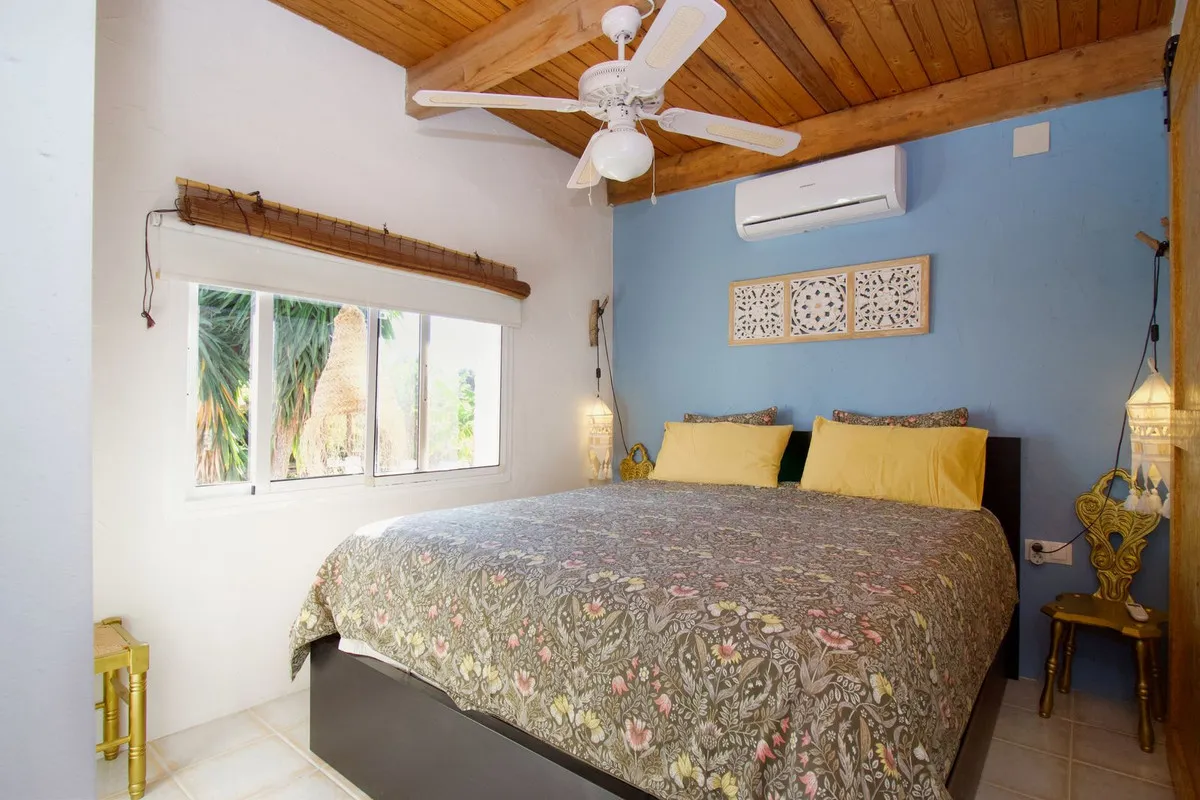 e1a56dc0-bc19-400c-bec3-f31ab1821154