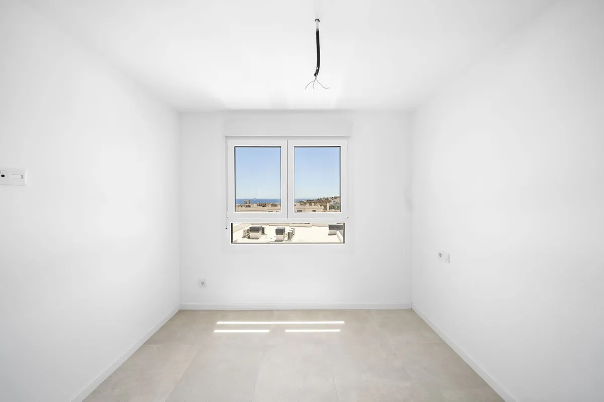 0594d9e6-2eee-49f2-ad2a-938b1afd750f