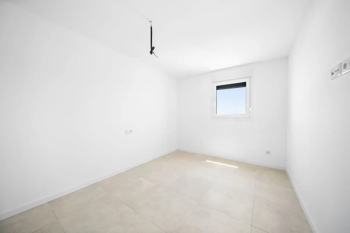 33d54b71-f394-4a35-a2e3-de64f4675b15