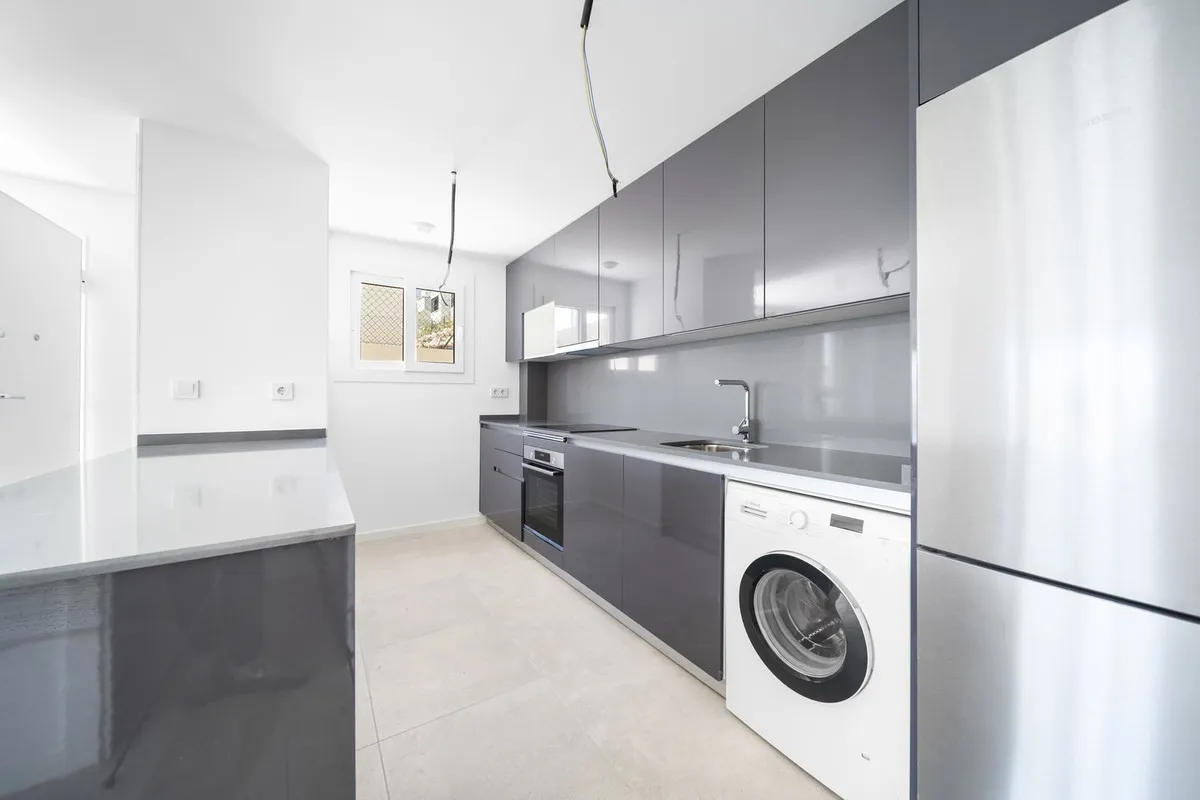 bf492c16-5523-47d9-9cee-a292aaed7d98