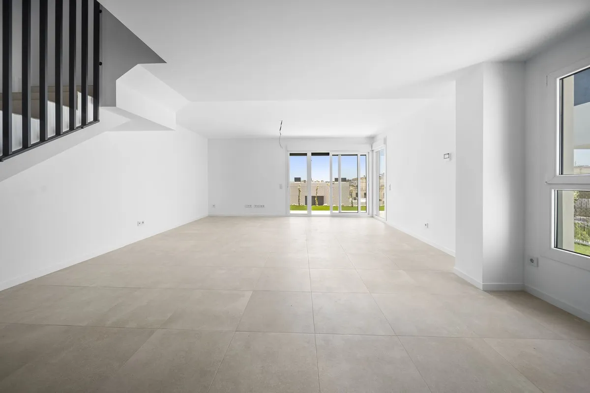 fd9b4285-4514-4dfc-94ae-6025bd83cd0c