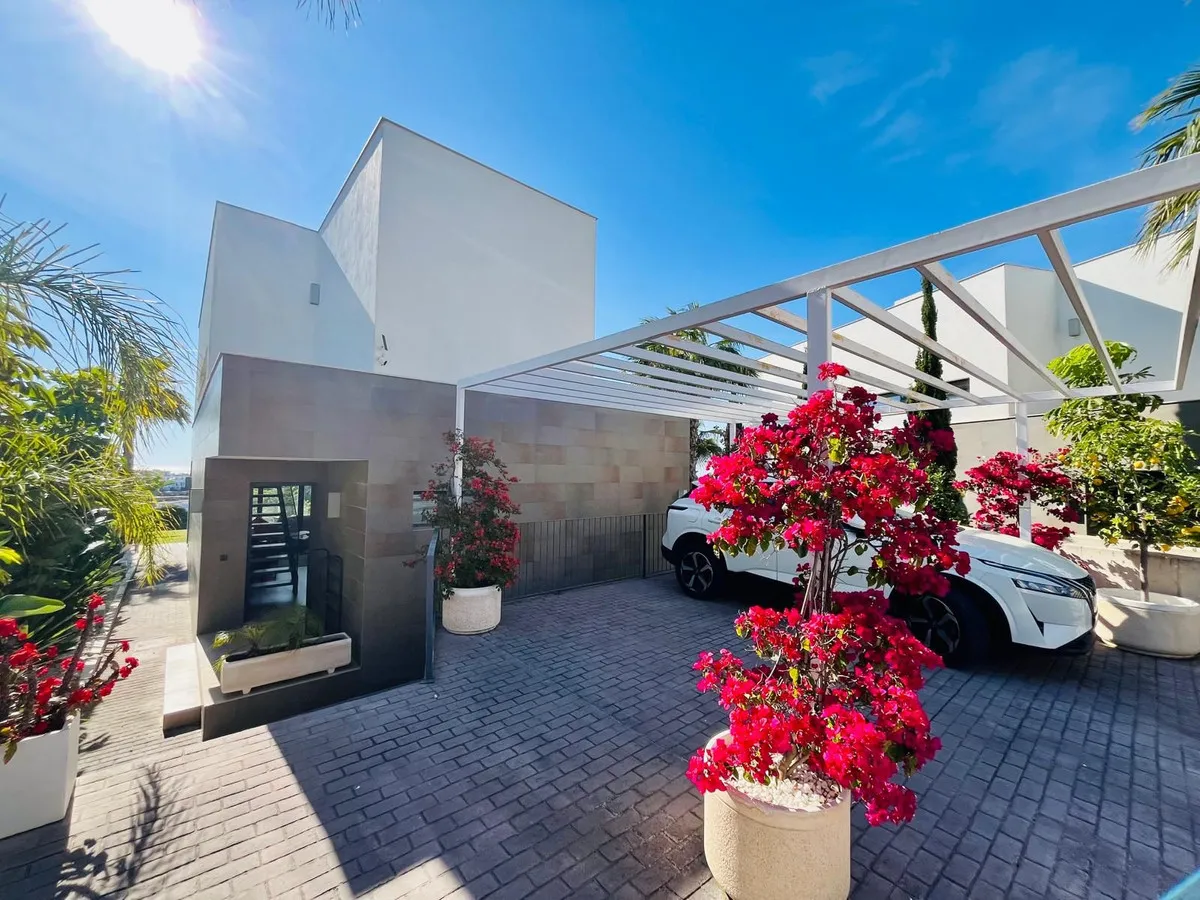 0a1b1d60-5bf7-4dd0-b97c-52c95d1ff4d3