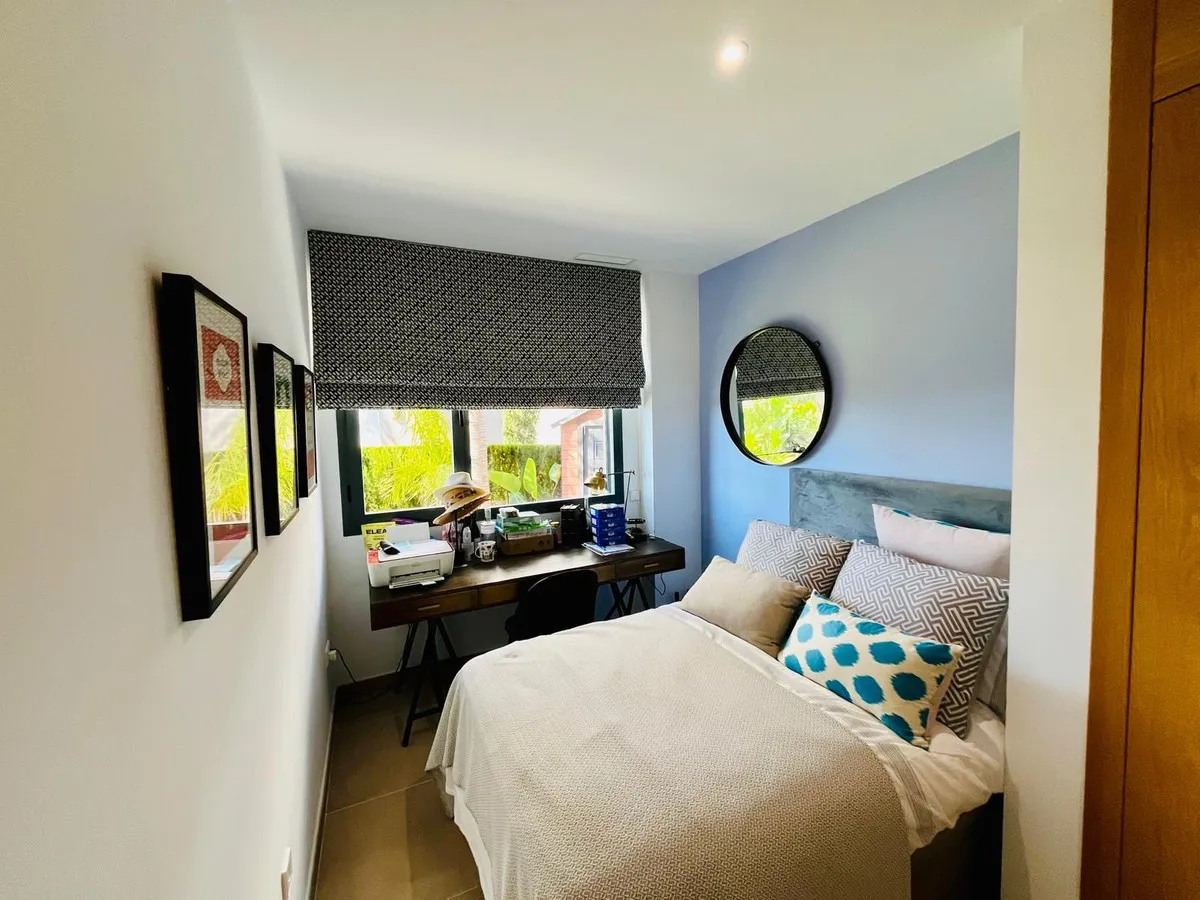 4183121a-850c-4146-b386-6026316d3438