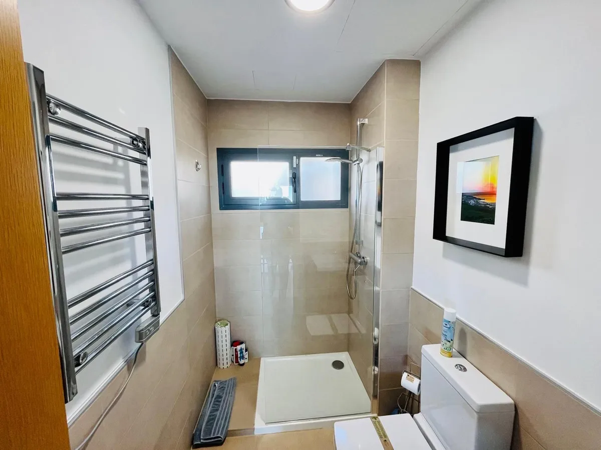 a64de5f1-8670-47a0-8b02-caf1974dca88