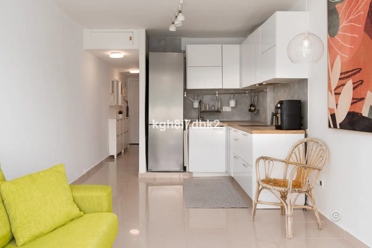 d9a3ba7c-5c11-4a37-aaa1-ee48333a7e70