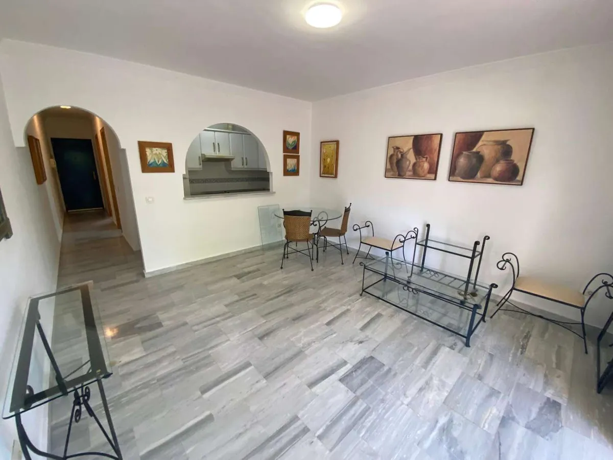 08dbc040-dd8f-448e-b3b9-e1c3bc32f0e3