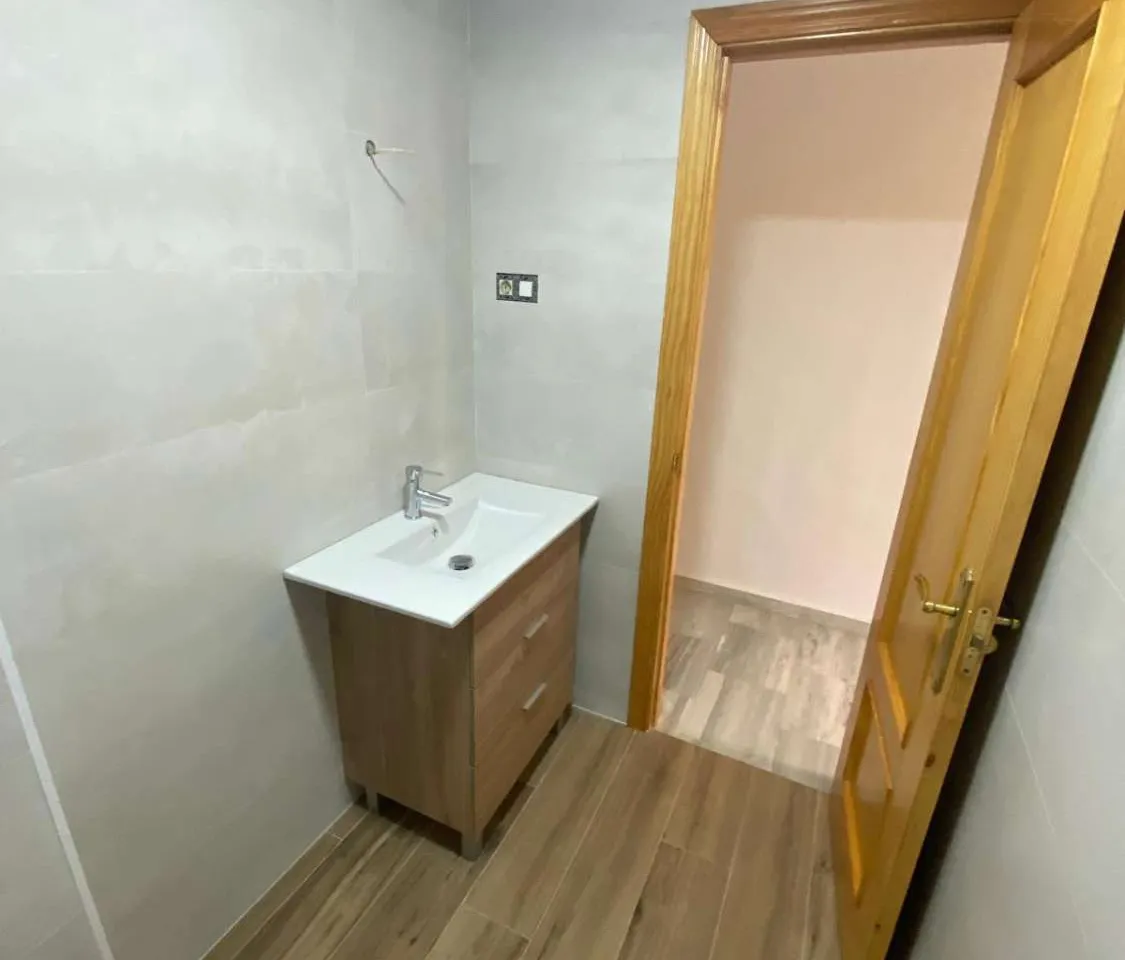 b9981cb3-06a9-41df-bb6f-d8bbd1371fd5