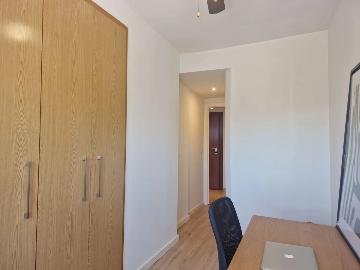 7b1eb500-c30b-4c25-90d7-cd999605d8c3