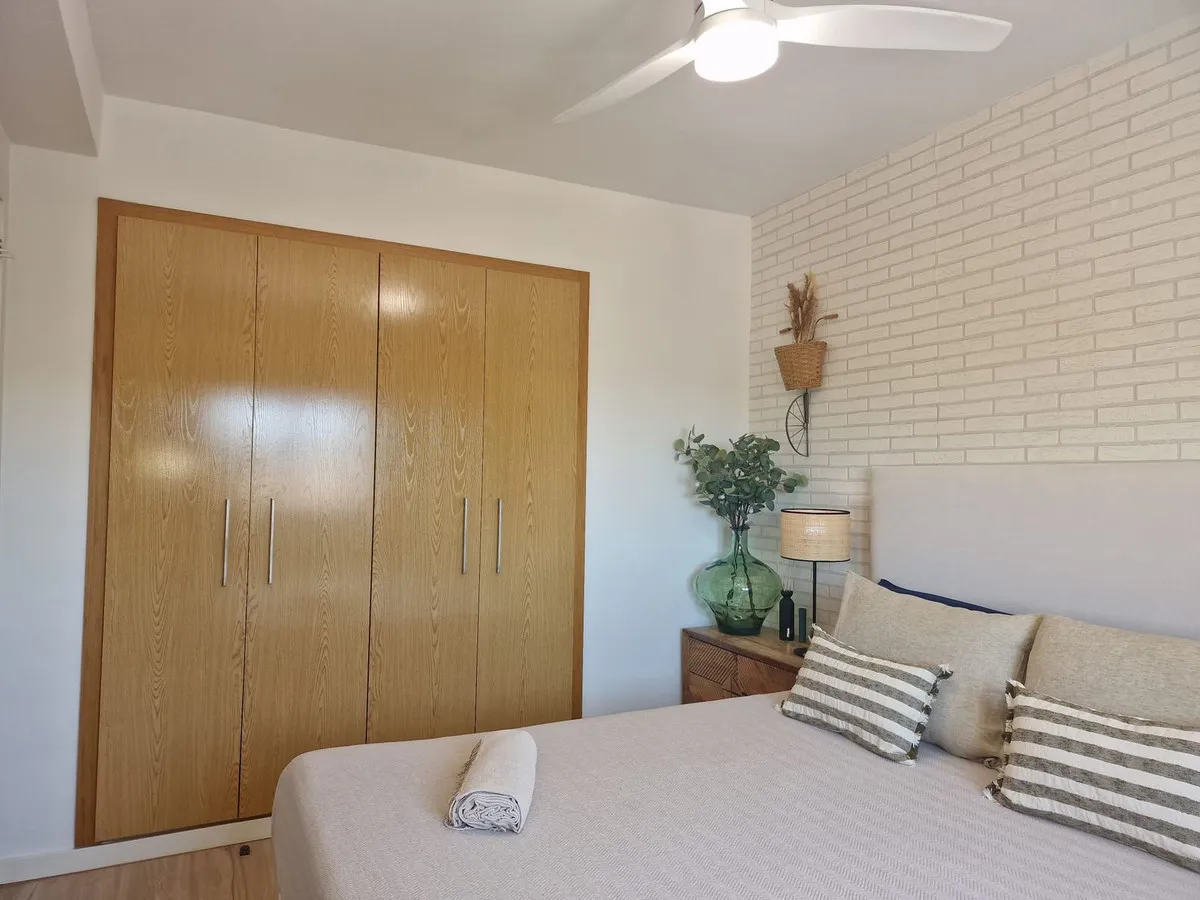 9c1182b7-5aaf-4880-8b5d-be4e7bc1699c