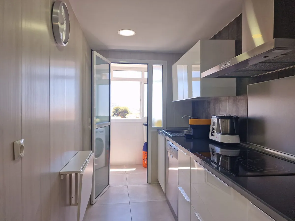 cf7f791f-6022-445b-8065-bb5542934693