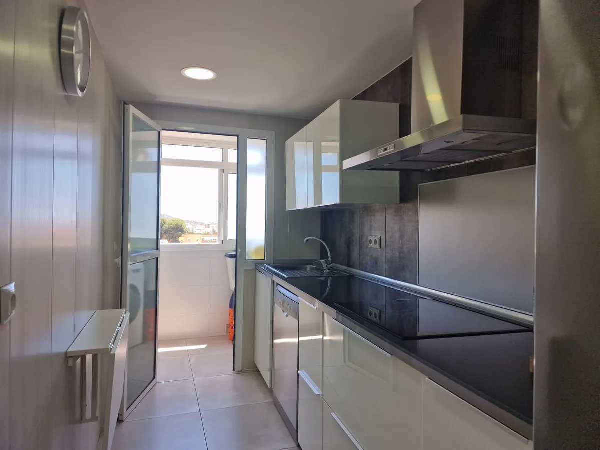 e3ee5c79-b683-4a4b-a177-183e43d8908a