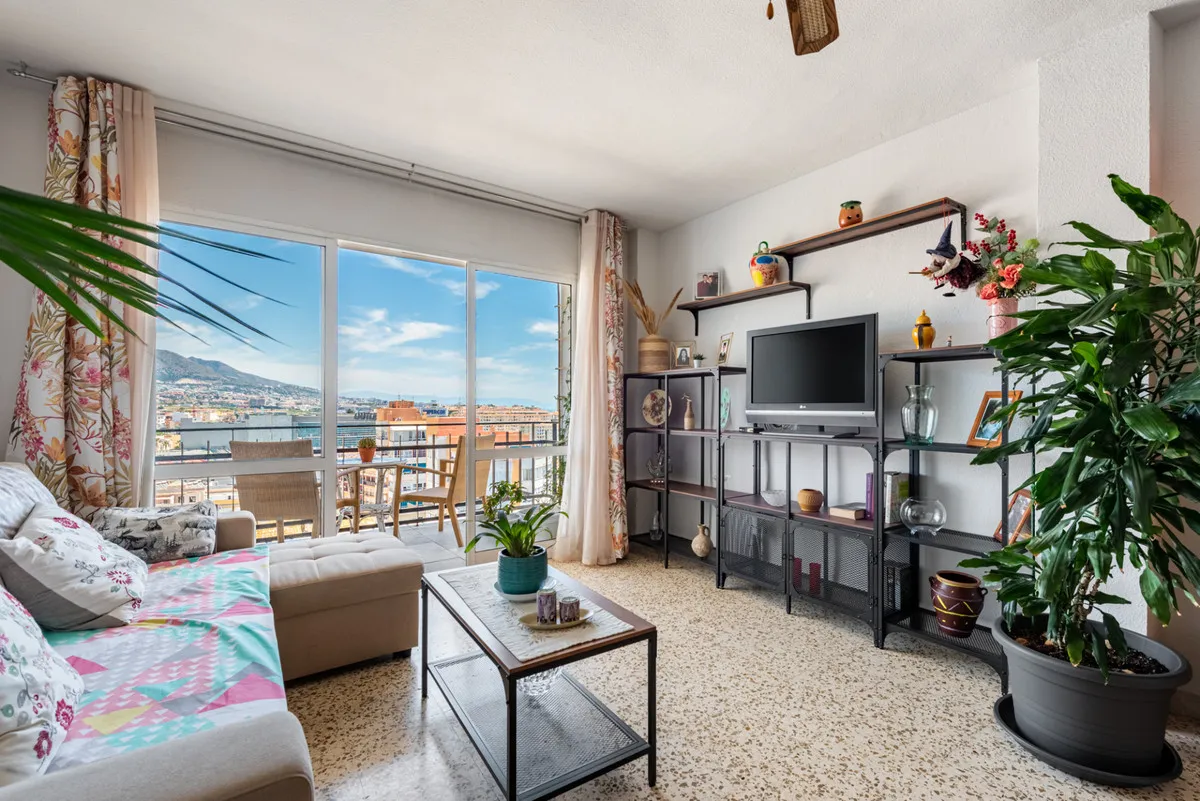 32f0657f-edf4-4263-ac6b-cc71a481dd8b