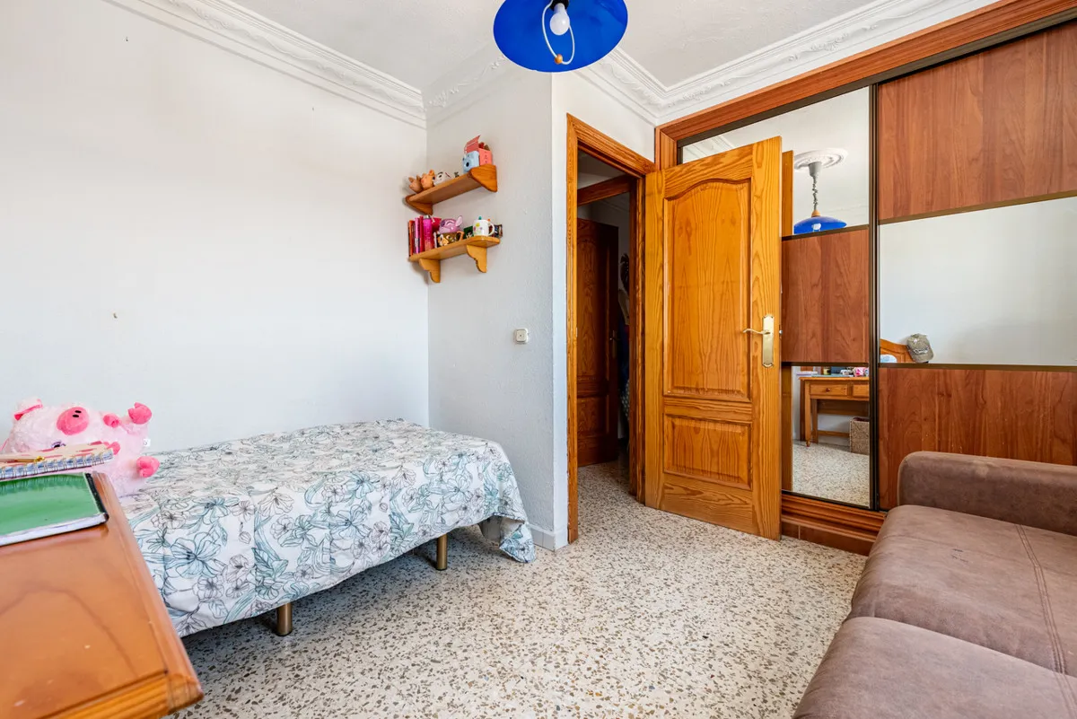 81ba6ffe-74d0-4309-9f55-5551f0b79b69