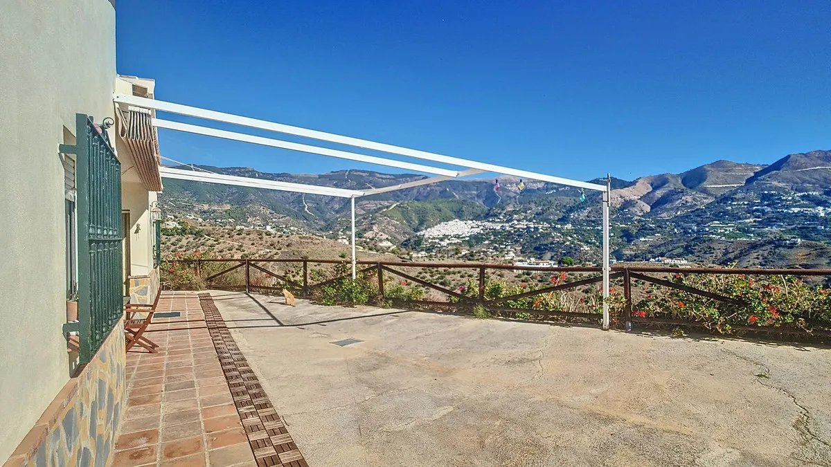 b6740c2d-332a-4d9c-a199-7640b832a049